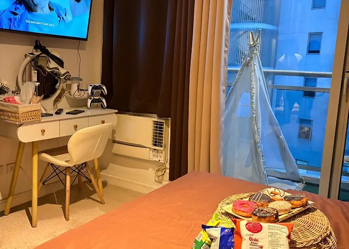 1226 Azure Paranaque Staycation 3*